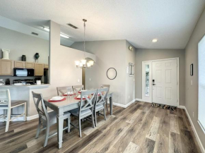 4 BED 3 BATH IN A GATED COMMUNITY WITH POOL villa